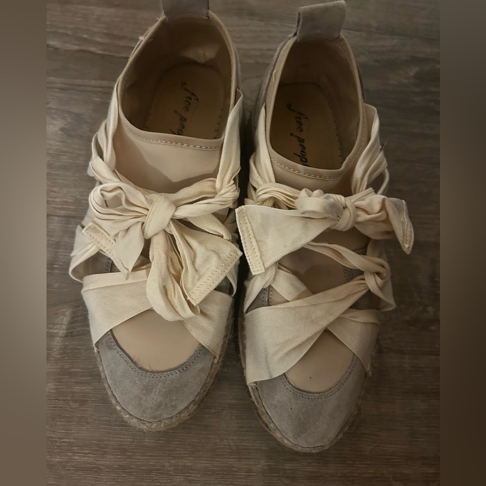 Free People Chapmin Cream and Gray Espadrille Sneakers